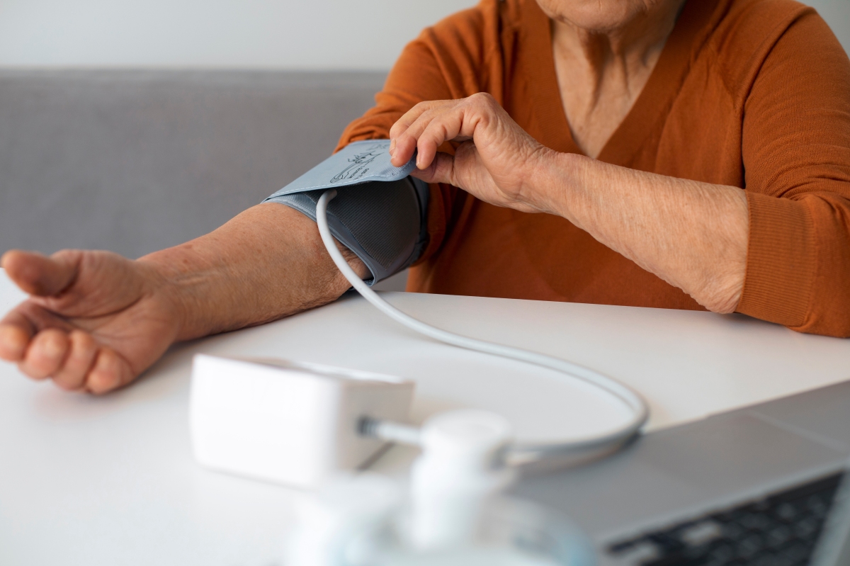 Como aferir a pressão arterial em casa?